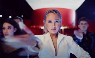 Клава Кока, Ди-джей Смеш – Пятница клип смотреть